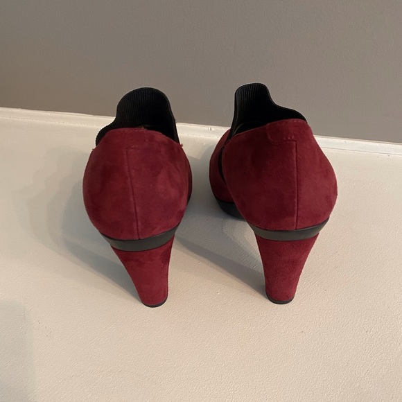 Suede leather shoes - Picture 2 of 10